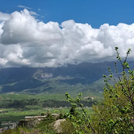 بيت ضيافة Luna 3*